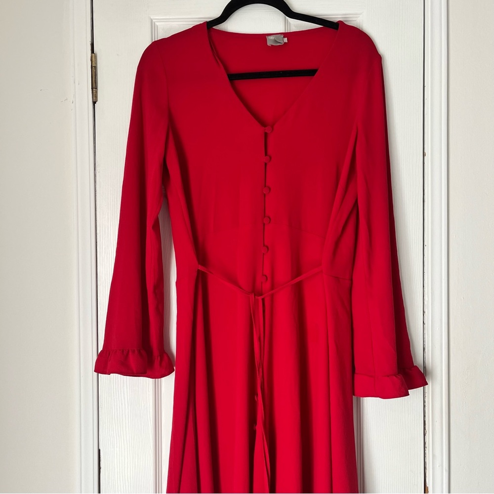 Flared red dress perfect for the summer!!